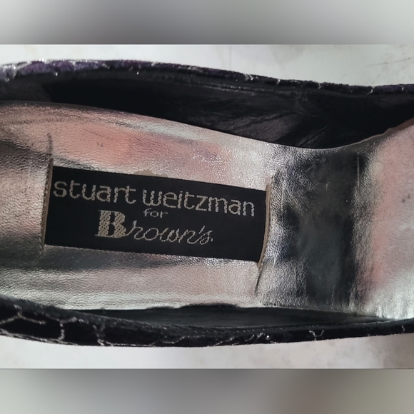 Gorgeous silver and black pumps! - Picture 5 of 7